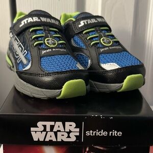 NIB Stride Rite Luke Skywalker Jedi Light Saber Light-Up Sneakers Size 10.5M